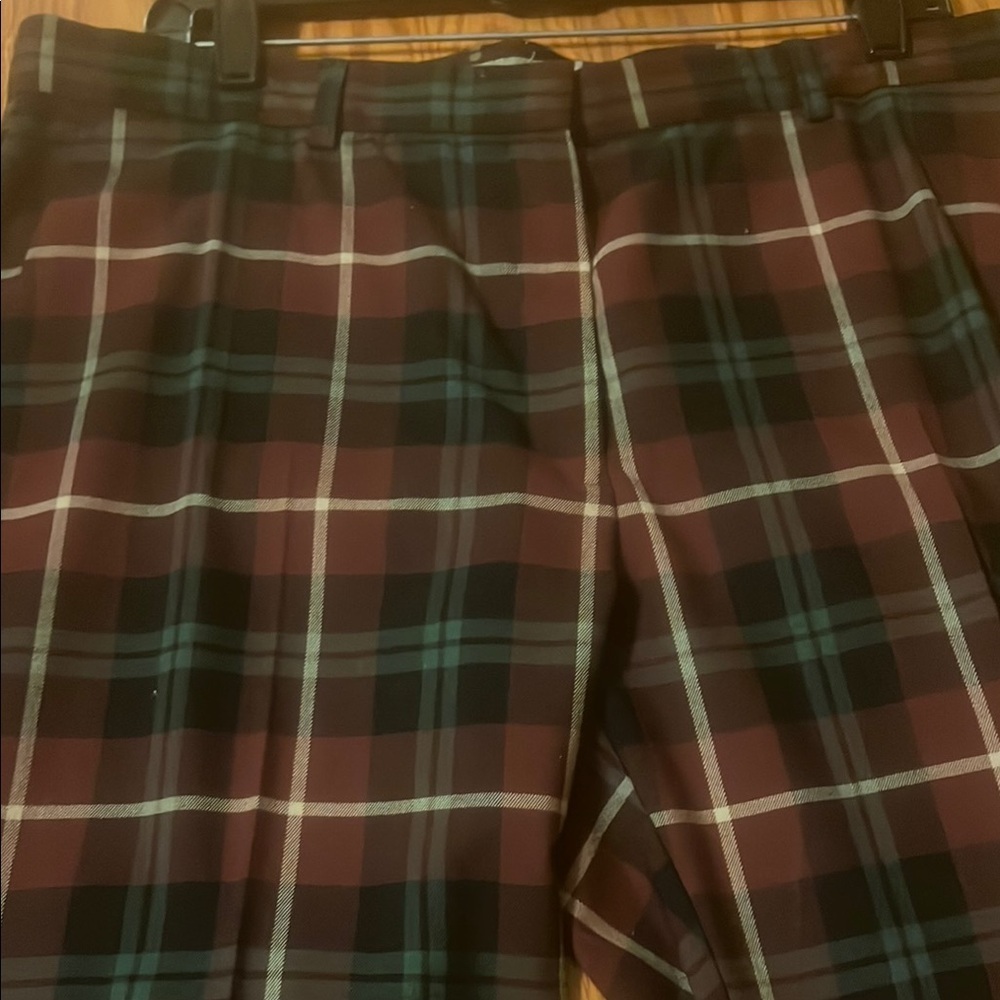 Plaid Blazer in Red and Green with match flared pants, excellent condition - Picture 5 of 13